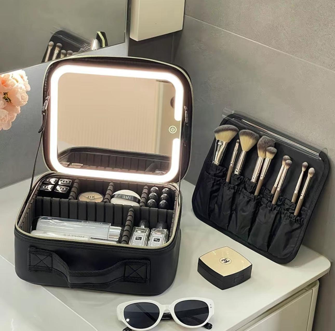 Beauty LED Travel Makeup Bag with Adjustable Dividers